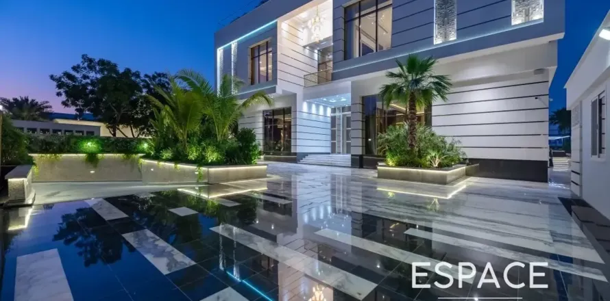 Villa i Emirates Hills, Dubai, UAE 6 soveværelser, 2973 kvm № 649832