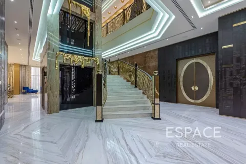 Villa til salg i Emirates Hills, Dubai, UAE 6 soveværelser, 2973 kvm № 649832 - foto 3