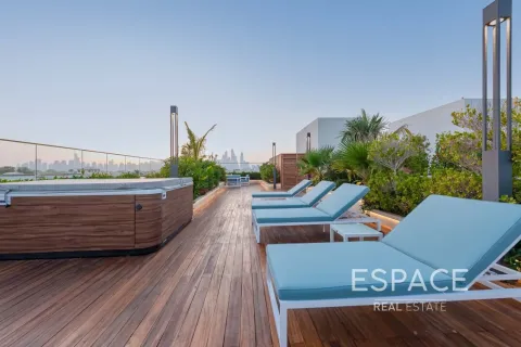 Villa til salg i Emirates Hills, Dubai, UAE 6 soveværelser, 2973 kvm № 649832 - foto 18