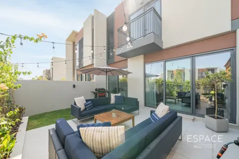 Müüa ridamaja asukohaga Dubai Land, AÜE: 3 magamistoaga, 208 m² Nr 649811 - pilt 19