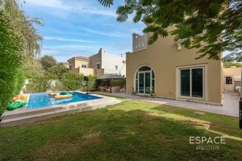 Villa zum Verkauf in Dubai Sports City, Dubai, VAE 5 Schlafzimmer, 357 m2 Nr. 649830 - Foto 17