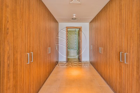Huvila Yas Island, Abu Dhabi, Arabiemiraatit 4 makuuhuonetta, 313 m2 № 662813 - kuva 15