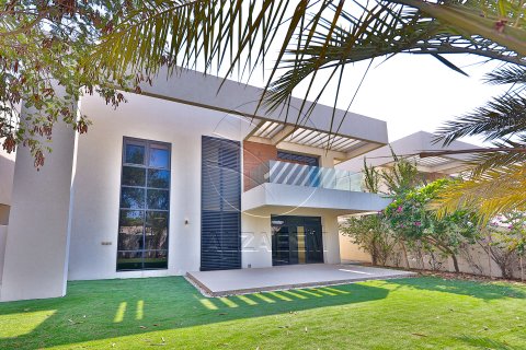 Villa itt: Yas Island, Abu Dhabi, EAE, 5 hálószoba, 719 m², azonosító: 662811 - fénykép 2