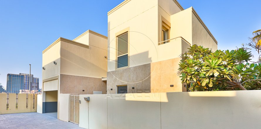 Abu Dhabi, संयुक्त अरब अमीरात में विला, 5 बेडरूम, 402 वर्ग मीटर, संख्या 662814