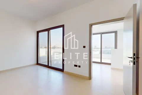 Снять в аренду виллу в Tilal Al Ghaf, Дубай, ОАЭ 4 комнаты, № 659407 - фото 16