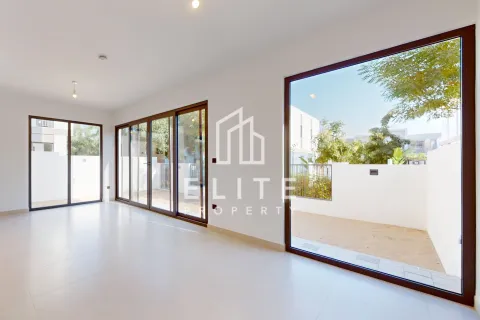 Снять в аренду виллу в Tilal Al Ghaf, Дубай, ОАЭ 4 комнаты, № 659407 - фото 6