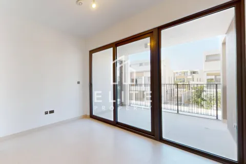 Снять в аренду виллу в Tilal Al Ghaf, Дубай, ОАЭ 4 комнаты, № 659407 - фото 11