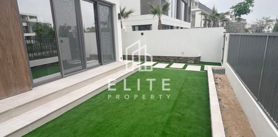 Вилла в Tilal Al Ghaf, Дубай, ОАЭ 4 комнаты № 659406