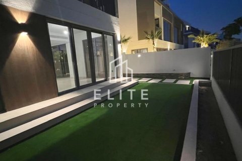 Снять в аренду виллу в Tilal Al Ghaf, Дубай, ОАЭ 4 комнаты, № 659406 - фото 29