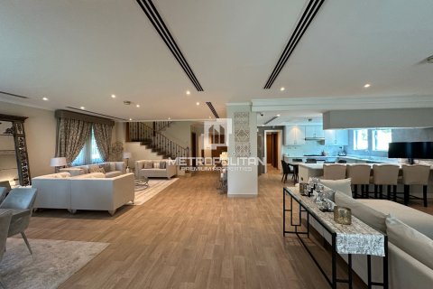 Huvila Jumeirah Park, Dubai, Arabiemiraatit 4 makuuhuonetta, 403 m2 № 664527 - kuva 3