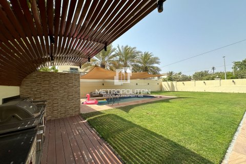 Huvila Jumeirah Park, Dubai, Arabiemiraatit 4 makuuhuonetta, 403 m2 № 664527 - kuva 15