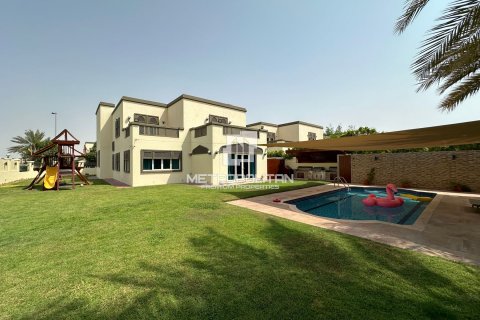 Huvila Jumeirah Park, Dubai, Arabiemiraatit 4 makuuhuonetta, 403 m2 № 664527 - kuva 1