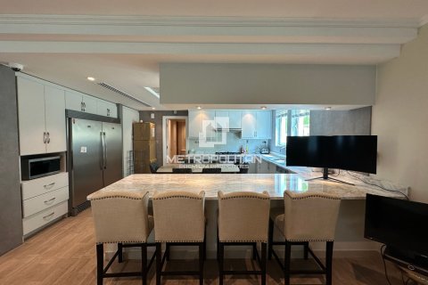 Huvila Jumeirah Park, Dubai, Arabiemiraatit 4 makuuhuonetta, 403 m2 № 664527 - kuva 5