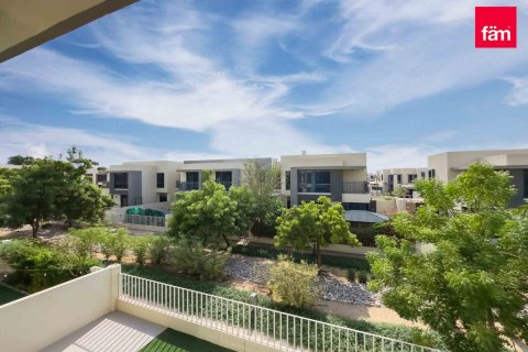 Vila v Dubai Hills Estate, SAE 4 ložnice, 271.4 m² Č.: 635785 - fotografie 8