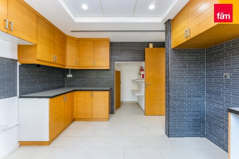 Villa sa Dubai, UAE 4 silid-tulugan, 1075.3 sq.m. № 635787 - larawan 6