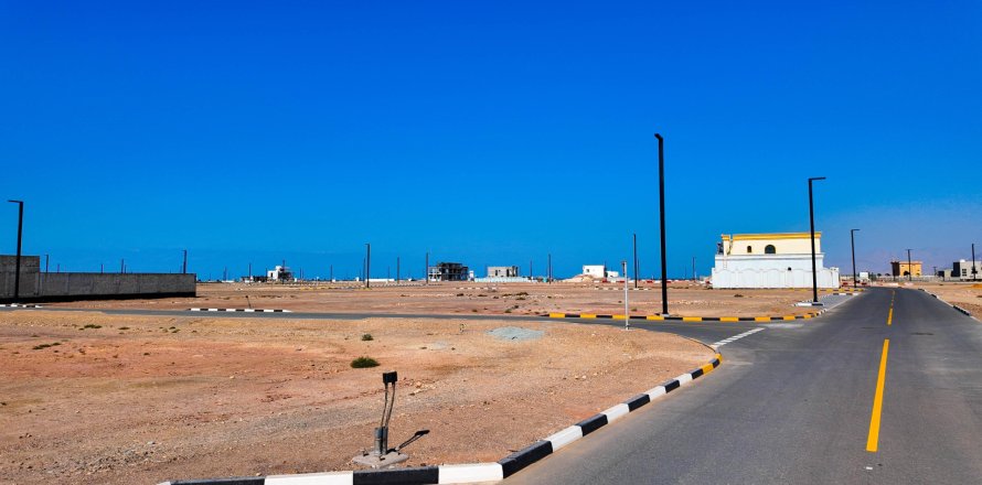 Земельный участок в Al Mairid, Рас-эль-Хайма, ОАЭ 1800м2 № 656349