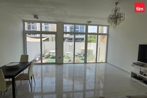 خانه شهری در Dubai ، امارات متحده عربی 3 خوابه ، 120 متر مربع.  شماره 712931