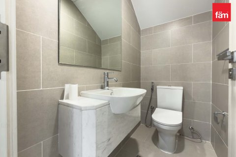 Таунхаус Дубай, БАӘ-да 3 жатын бөлмелер, 160.1 м² № 712932 - фото 21