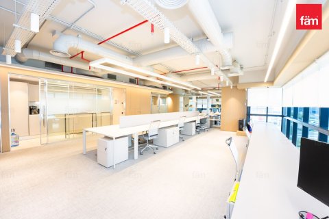 Зняти в оренду комерційну нерухомість в Дубай, ОАЕ 662.9м2, № 696983 - фото 18