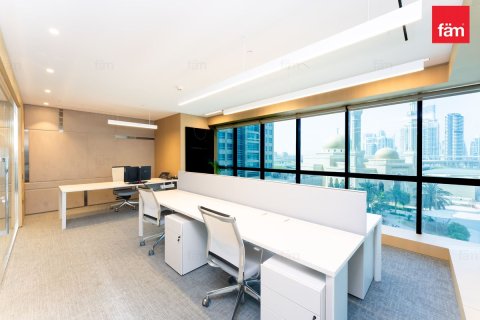 Зняти в оренду комерційну нерухомість в Дубай, ОАЕ 662.9м2, № 696983 - фото 21