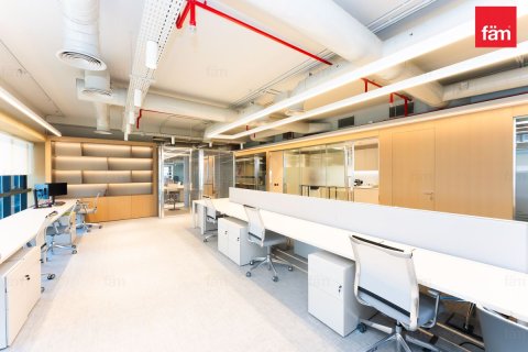 Зняти в оренду комерційну нерухомість в Дубай, ОАЕ 662.9м2, № 696983 - фото 2