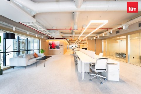 Зняти в оренду комерційну нерухомість в Дубай, ОАЕ 662.9м2, № 696983 - фото 3