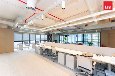 Зняти в оренду комерційну нерухомість в Дубай, ОАЕ 662.9м2, № 696983 - фото 11