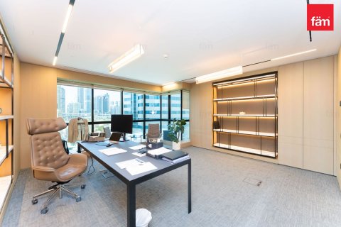 Зняти в оренду комерційну нерухомість в Дубай, ОАЕ 662.9м2, № 696983 - фото 10