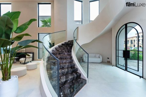 Vila di Dubai, UEA 5 kamar tidur, 711.6 m2 nomor 696979 - foto 24