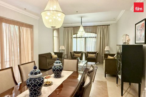 خانه شهری برای فروش در  Dubai، امارات متحده عربی  4 خوابه ، 303.7 متر مربع ، شماره 661595 - تصویر 9