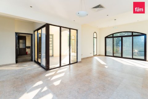 Rijtjeshuis te koop in Dubai, VAE 4 slaapkamers, 303.7 vr.m., nr 661595 - foto 7