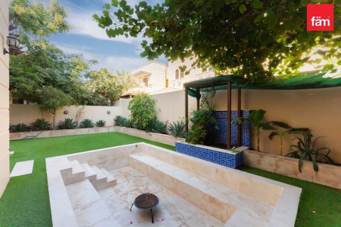 Rijtjeshuis te koop in Dubai, VAE 4 slaapkamers, 303.7 vr.m., nr 661595 - foto 3