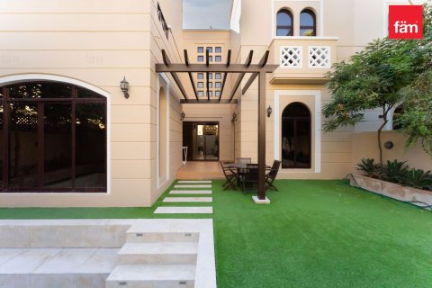 Rijtjeshuis te koop in Dubai, VAE 4 slaapkamers, 303.7 vr.m., nr 661595 - foto 4