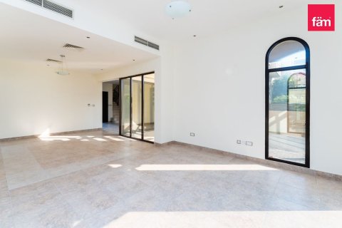 Rijtjeshuis te koop in Dubai, VAE 4 slaapkamers, 303.7 vr.m., nr 661595 - foto 10