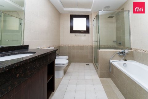 Rijtjeshuis te koop in Dubai, VAE 4 slaapkamers, 303.7 vr.m., nr 661595 - foto 25