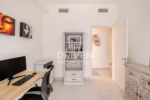 Dubai South (Dubai World Central), Dubai, BAE’de kiralık townhouse 4 yatak odası, 237 m&sup2; No 684556 - fotoğraf 12
