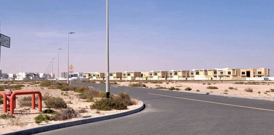 Pozemek v Jebel Ali, Dubai, SAE 968.7 m² Č.: 714301