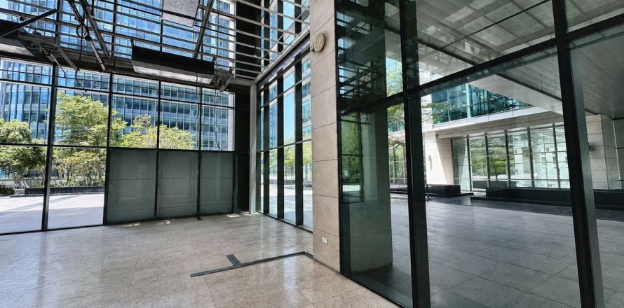 Kedai di DIFC, Dubai, UAE 137.7 meter persegi № 714299