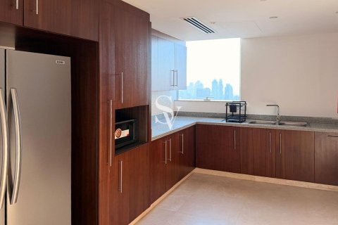 פנטהאוס להשכרה ב Downtown Dubai (Downtown Burj Dubai), Dubai, איחוד האמירויות  4 חדרי שינה, 272 מ"ר, מספר 709579 - תמונה 9