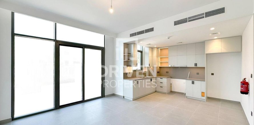 טאונהאוס ב Arabian Ranches 3, Dubai, איחוד האמירויות 3 חדרי שינה, 144.84 מ"ר מספר 746814