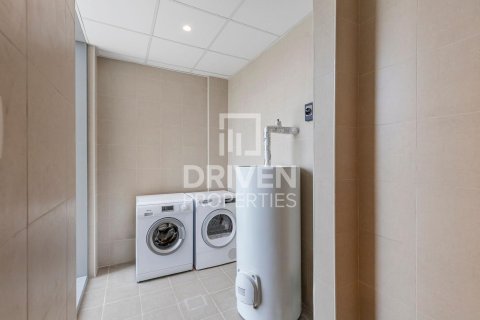 Apartemen di Al Wasl, Dubai, UEA 2 kamar tidur, 167.97 m2 nomor 744537 - foto 7