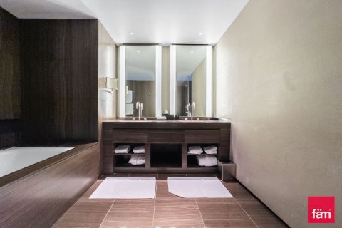 Apartment til salg i Downtown Dubai (Downtown Burj Dubai), Dubai, UAE 1 soveværelse, 91.6 kvm № 721878 - foto 14