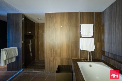 Apartment til salg i Downtown Dubai (Downtown Burj Dubai), Dubai, UAE 1 soveværelse, 91.6 kvm № 721878 - foto 15