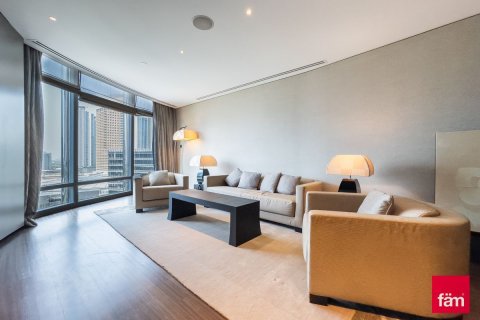 Apartment til salg i Downtown Dubai (Downtown Burj Dubai), Dubai, UAE 1 soveværelse, 91.6 kvm № 721878 - foto 2