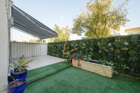 Dubai South (Dubai World Central), Dubai, UAE의 임대용 아파트 침실 2개, 153제곱미터 번호 688164 - 사진 2