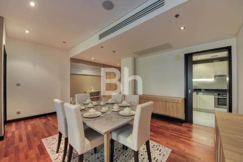 Apartment til leje i Palm Jumeirah, Dubai, UAE 2 soveværelser, 165 kvm № 642955 - foto 8