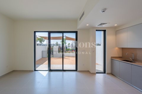 Снять в аренду таунхаус в Dubai South (Dubai World Central), Дубай, ОАЭ 3 спальни, 193.88856100м2, № 662680 - фото 26