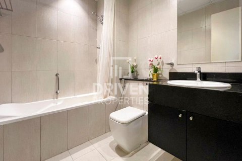 Appartamento in vendita a Jumeirah Village Circle, Dubai, EAU 2 camere da letto, 126.91 mq. № 743905 - foto 12