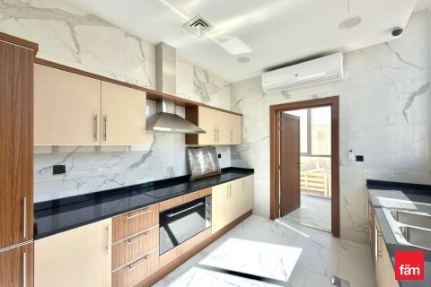 Villa te koop in Dubai, VAE 5 slaapkamers, 464.9 vr.m., nr 706013 - foto 6