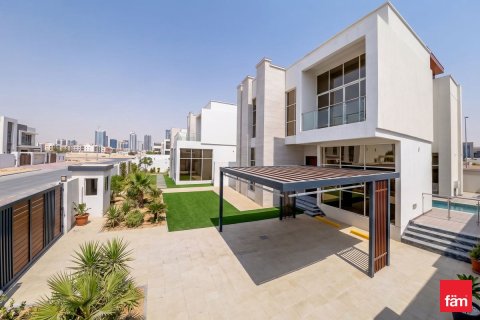 Villa in Dubai, VAE 5 slaapkamers, 464.9 vr.m. nr 706013